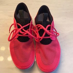 Hot pink Nike